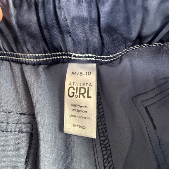 Athleta Girl Navy Tie Dye Athletic Shorts Size M 8-10 Zipper Pockets Drawstring - Picture 4 of 7